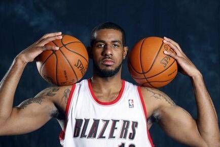 卡尔正式宣 卡尔正式宣