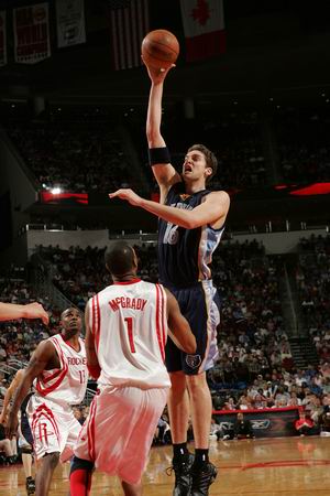 员为主力休 员为主力休